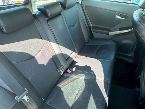 プリウス G LEDエディション