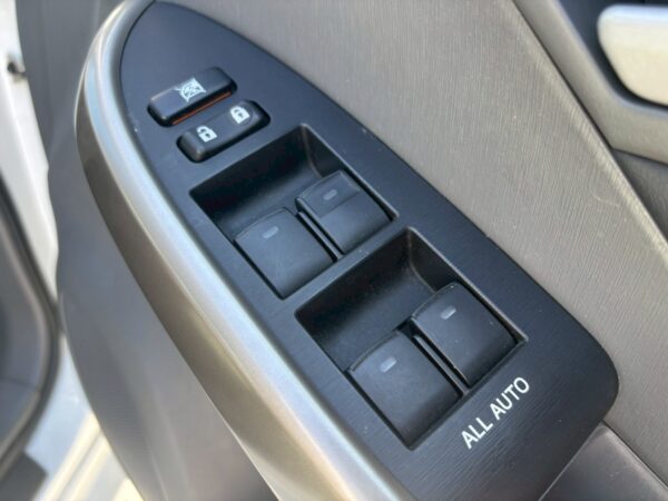 プリウス G LEDエディション