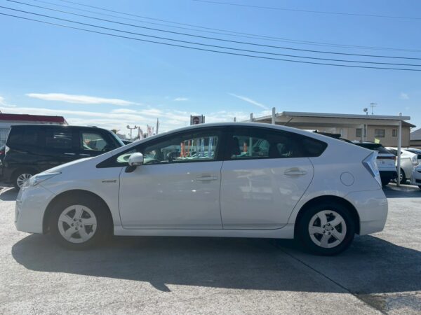 プリウス G LEDエディション