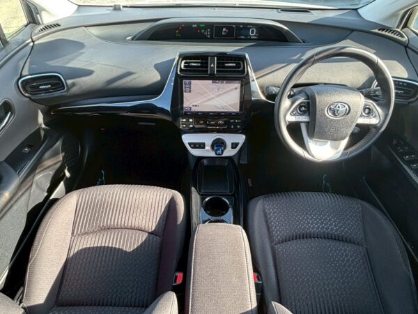 プリウス A フルエアロ