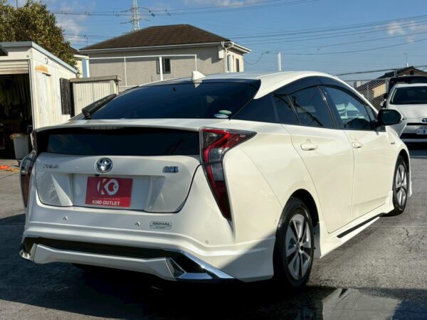 プリウス A フルエアロ