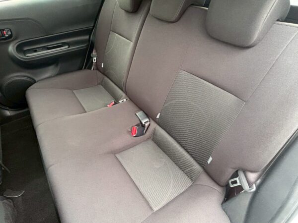 アクア Sスタイルブラック