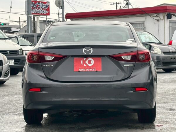 アクセラ ハイブリッドS