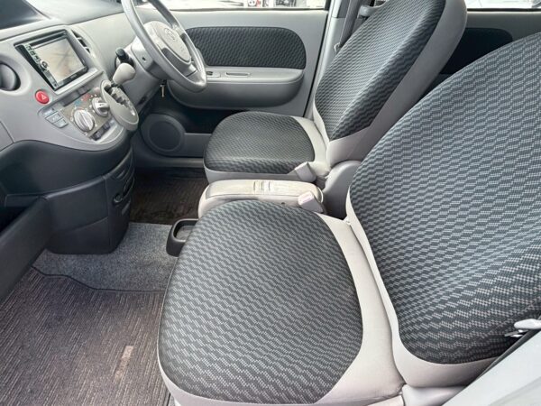 シエンタ Xリミテッド