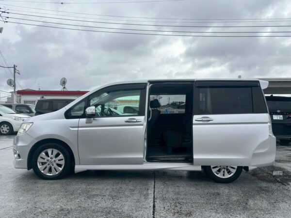 ステップワゴン SPADA Z HDDナビエディション