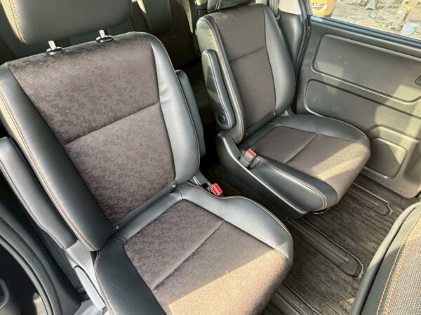 フリード　クロスター ホンダセンシング