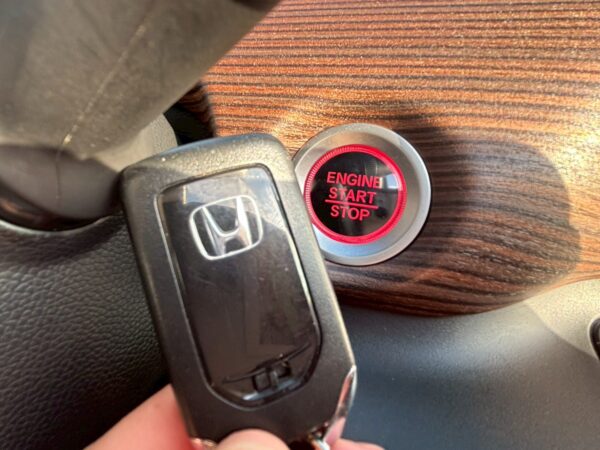 フリード　クロスター ホンダセンシング