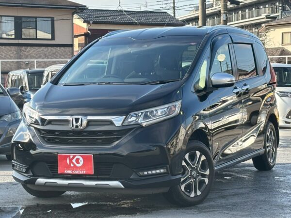 フリード　クロスター ホンダセンシング