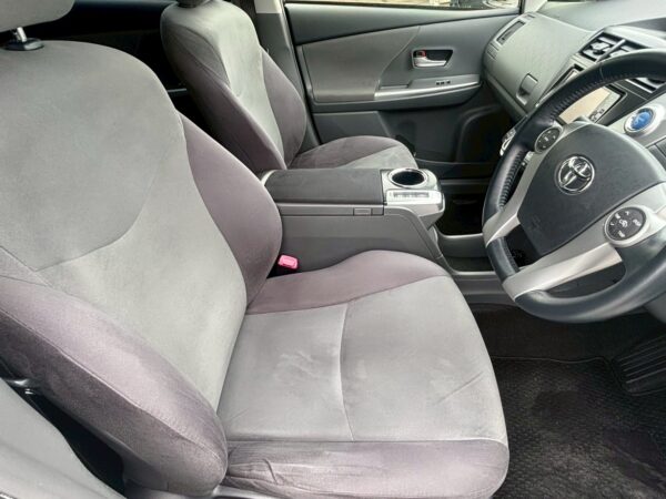 プリウスα Sツーリングセレクション