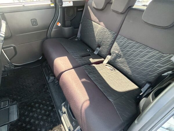 ルーミー　カスタムG