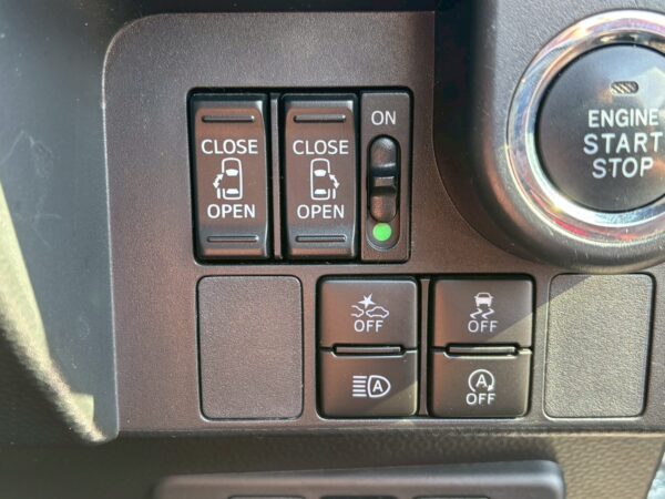 ルーミー　カスタムG