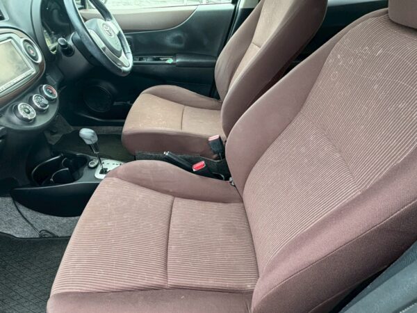 ヴィッツ　ジュエラ