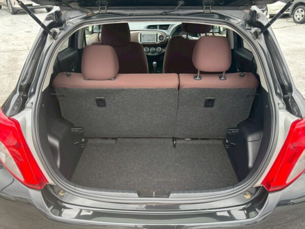 ヴィッツ　ジュエラ