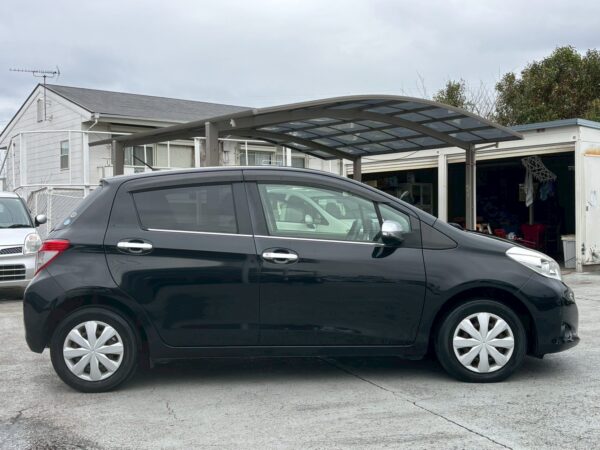 ヴィッツ　ジュエラ