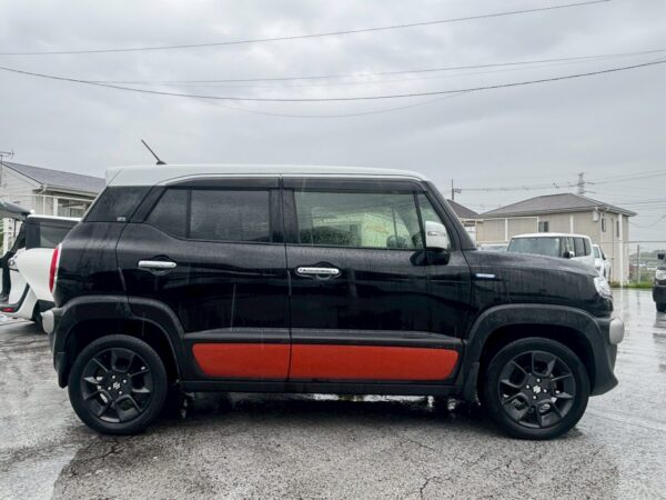 クロスビー　ハイブリッドMZ