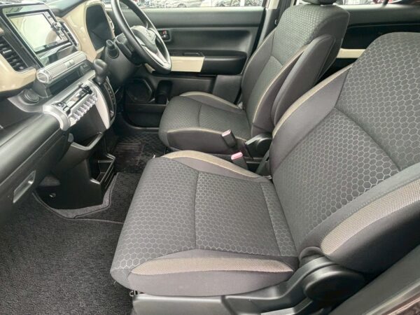 クロスビー　ハイブリッドMX