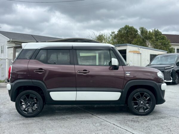 クロスビー　ハイブリッドMX