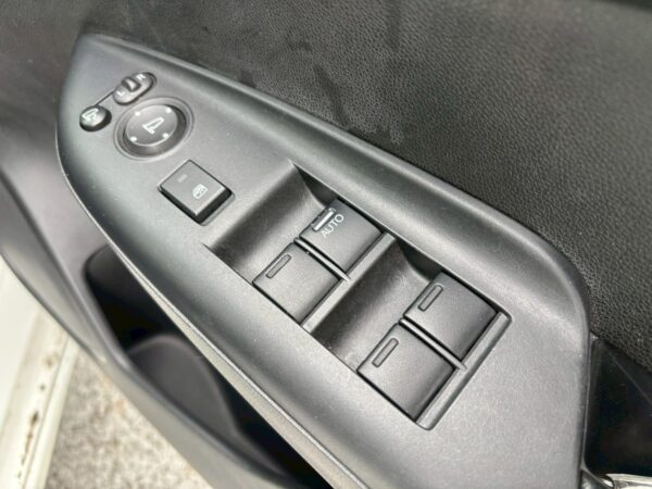 シャトル ハイブリッドX