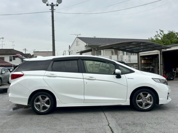 シャトル ハイブリッドX