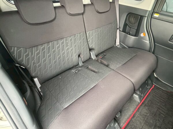 ルーミー カスタムG