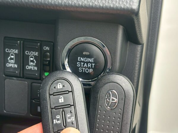 ルーミー カスタムG