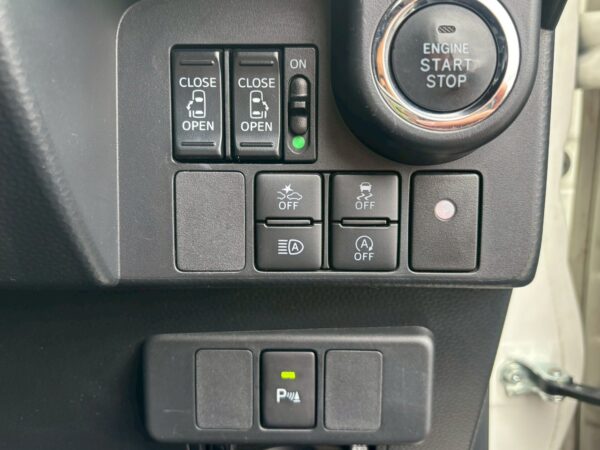 ルーミー カスタムG