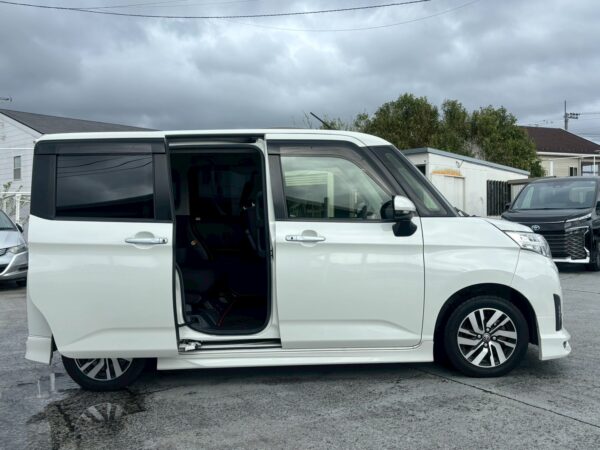 ルーミー カスタムG