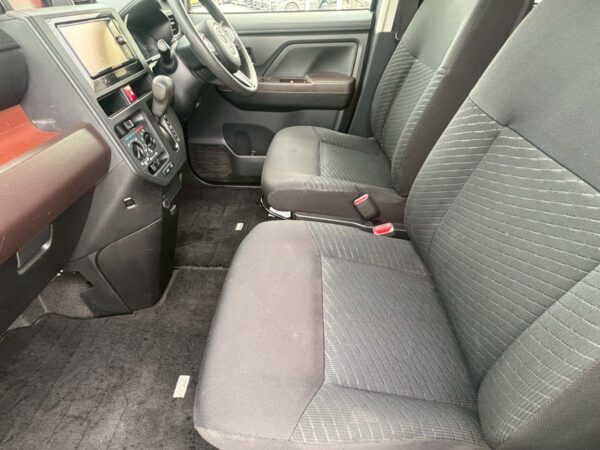 ルーミー　ＸＳ