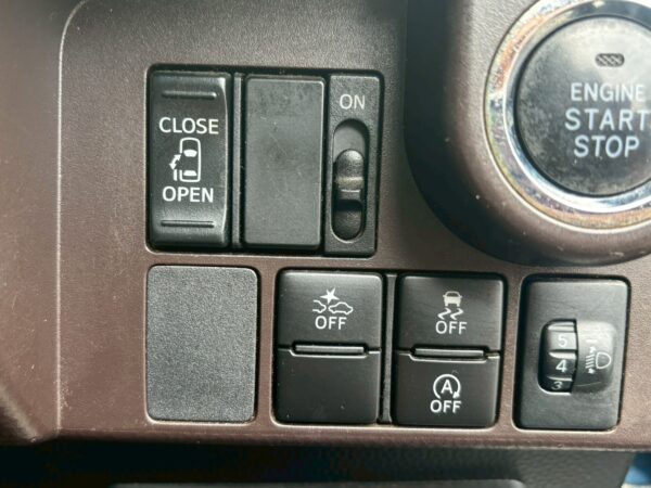 ルーミー　ＸＳ