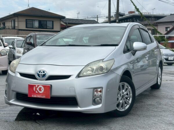 プリウス G