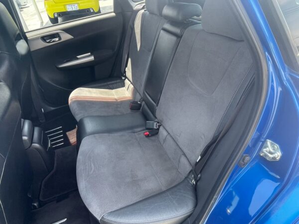 インプレッサ WRX STI