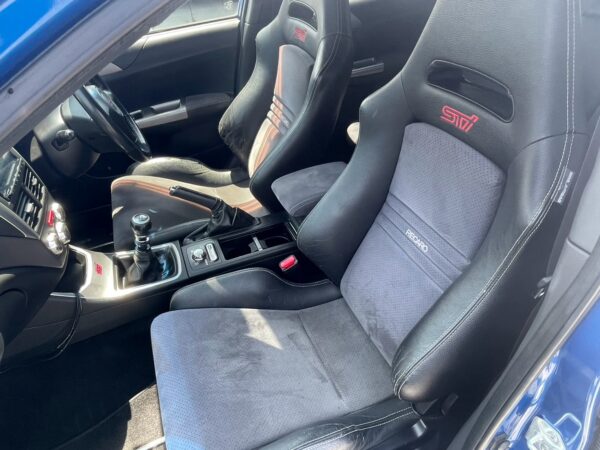 インプレッサ WRX STI