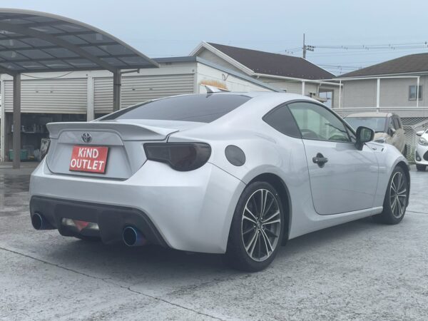 86　GT