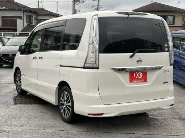 セレナ ハイウェイスターVセレクション+セーフティⅡ Sハイブリッド